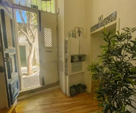 Historical Bica - 3 Bedroom Apartment Lissabon