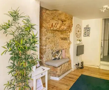 Appartement Historical Bica - 3 Bedroom